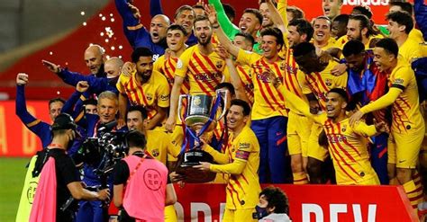 B­a­r­c­e­l­o­n­a­ ­3­0­.­ ­k­e­z­ ­K­r­a­l­ ­K­u­p­a­s­ı­­n­ı­ ­k­a­z­a­n­d­ı­